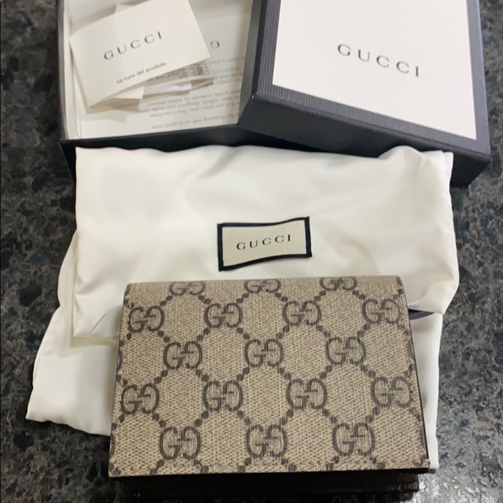 Authentic Gucci wallet